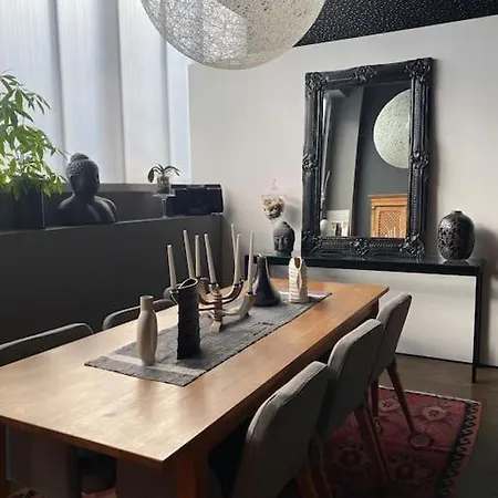 Chbre Confortable Dans Beau Loft Daire *